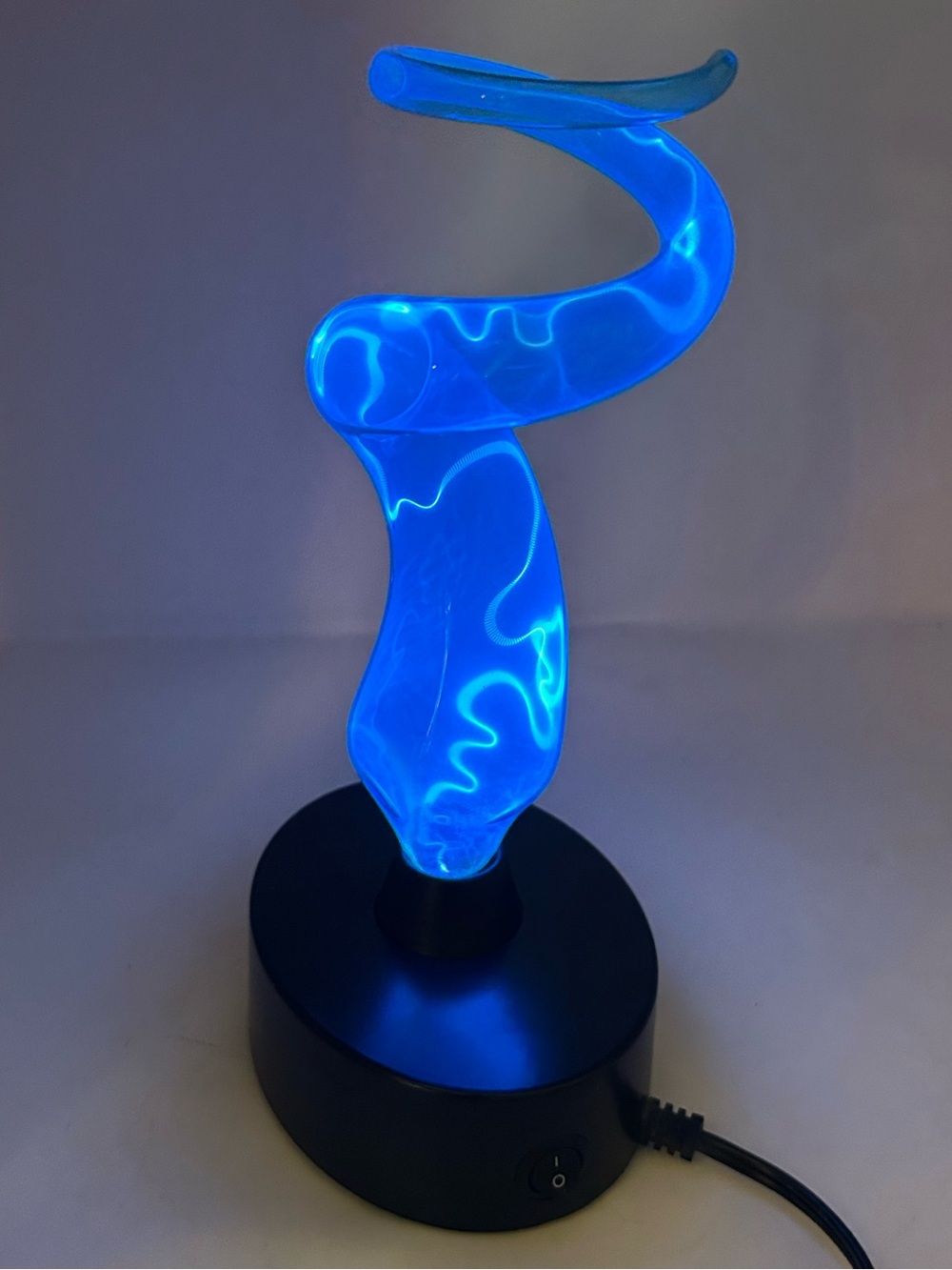 1st $70 offer gets it
LumiSource Mini Electra Plasma Lamp Vintage 2002 12 in - Picture 8 of 12